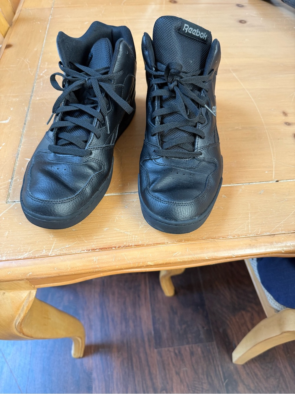 Reebok Men's Black Leather High-Top Sneakers
